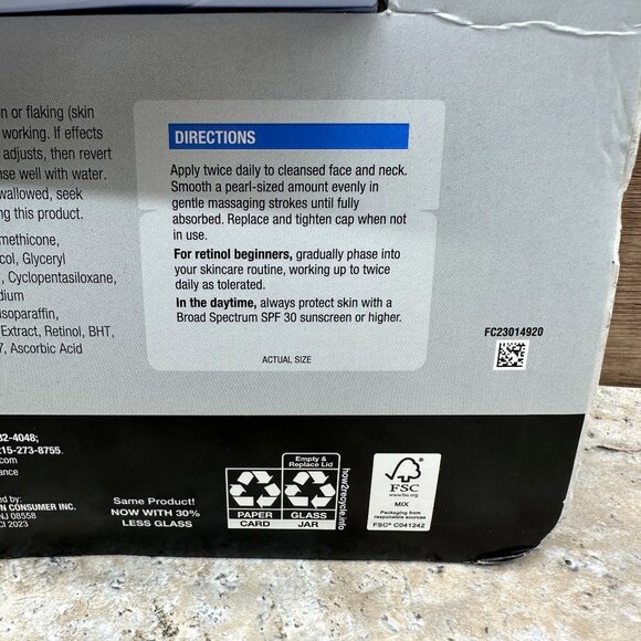 Neutrogena Rapid Wrinkle Repair Retinol Regenerating Cream 1.7 fl oz, 2-pack - Picture 10 of 11